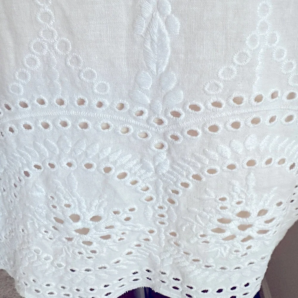 Rose & Thyme White Sleeveless Linen Blend Top With Eyelet Trim Size 1X - Picture 3 of 8